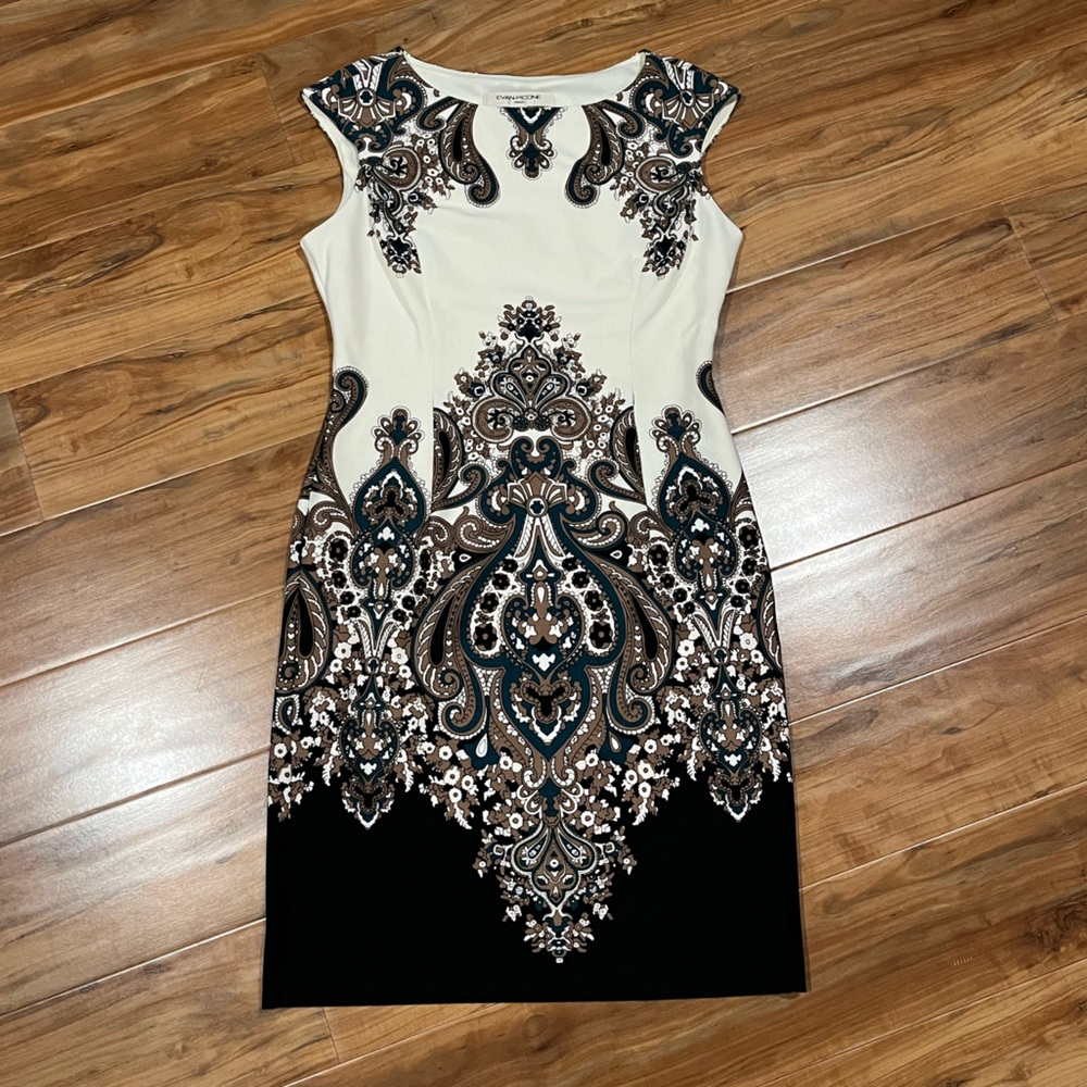 Vintage Evan Picone Size 4 Black and Cream Patterned Dress